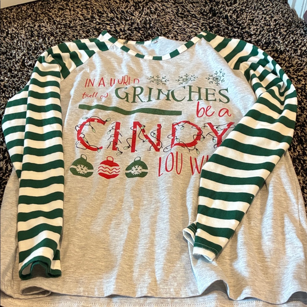Amazon Gray and Green Long Sleeve Tee
